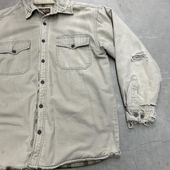 Vintage 1990s Distressed Levi's Barn Jacket w/Fleece Lining | Size: M - Picture 2 of 11